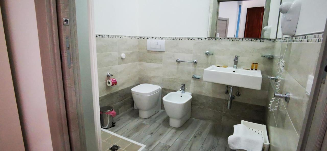 Perla del Sud - Guest House LMP Extérieur photo