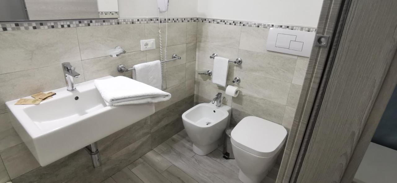 Perla del Sud - Guest House LMP Extérieur photo
